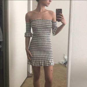 REPOSH - NWT dress